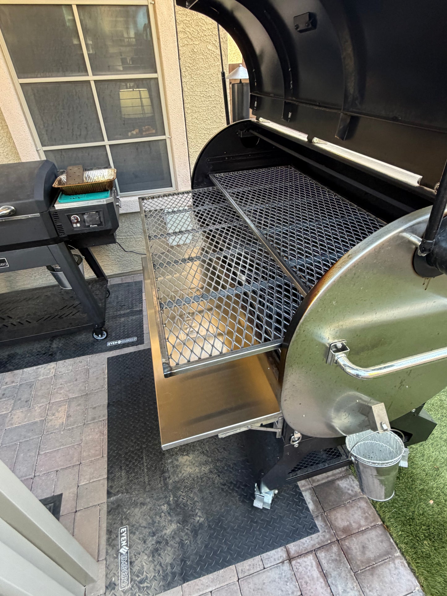 BFG 2500 upper racks